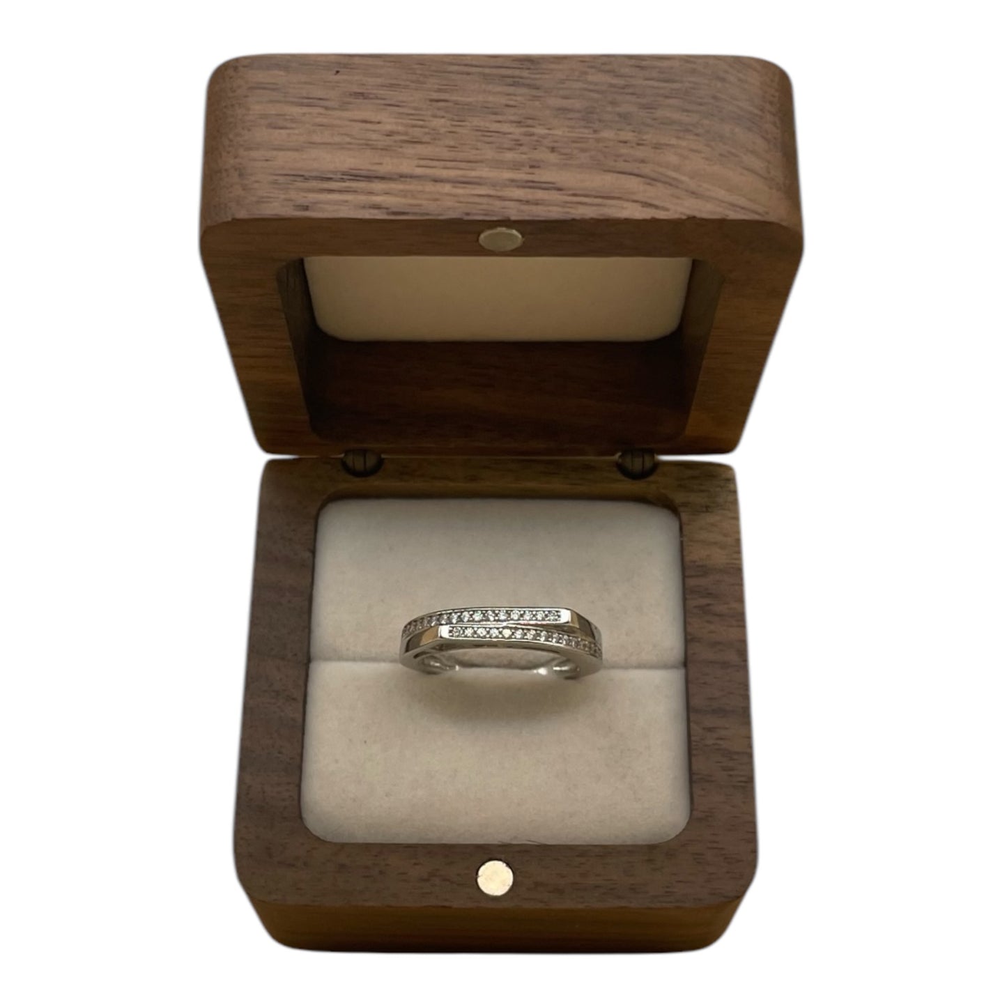 Anillo Elegancia Moderna