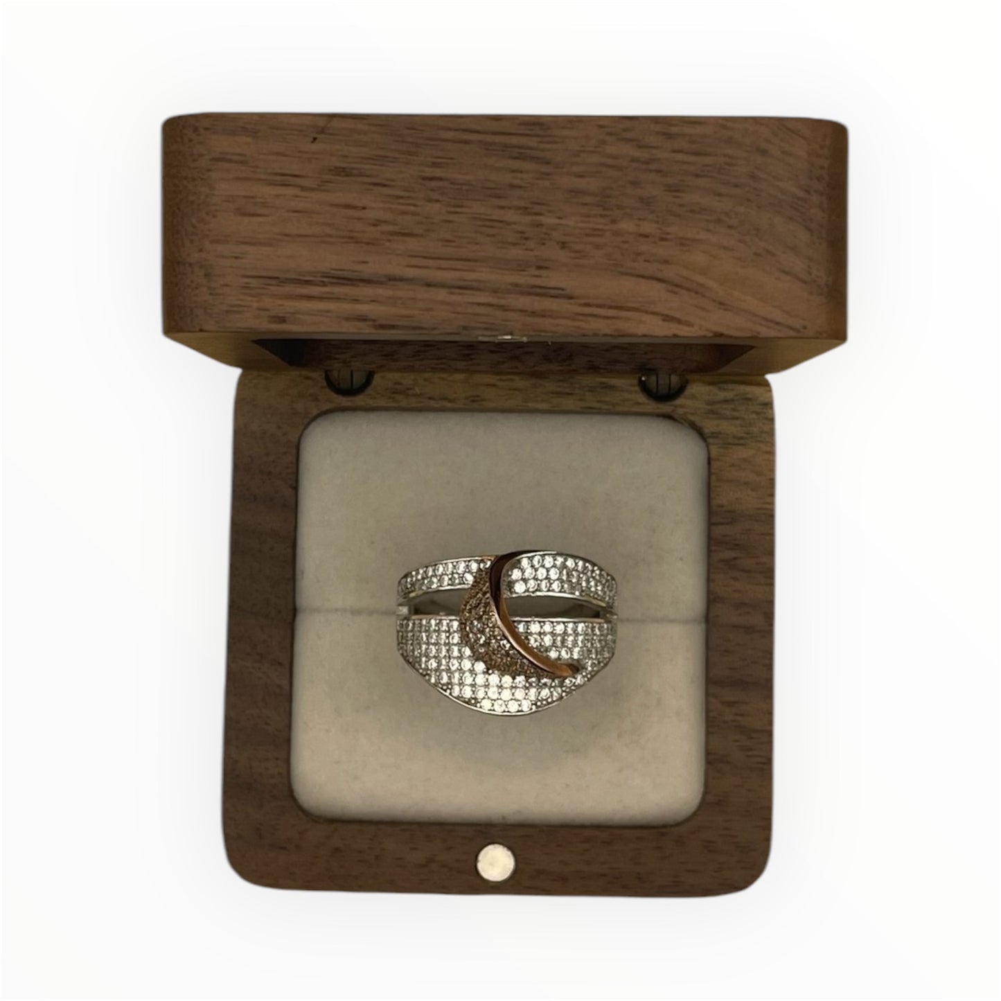 Anillo Extravagancia Moderna