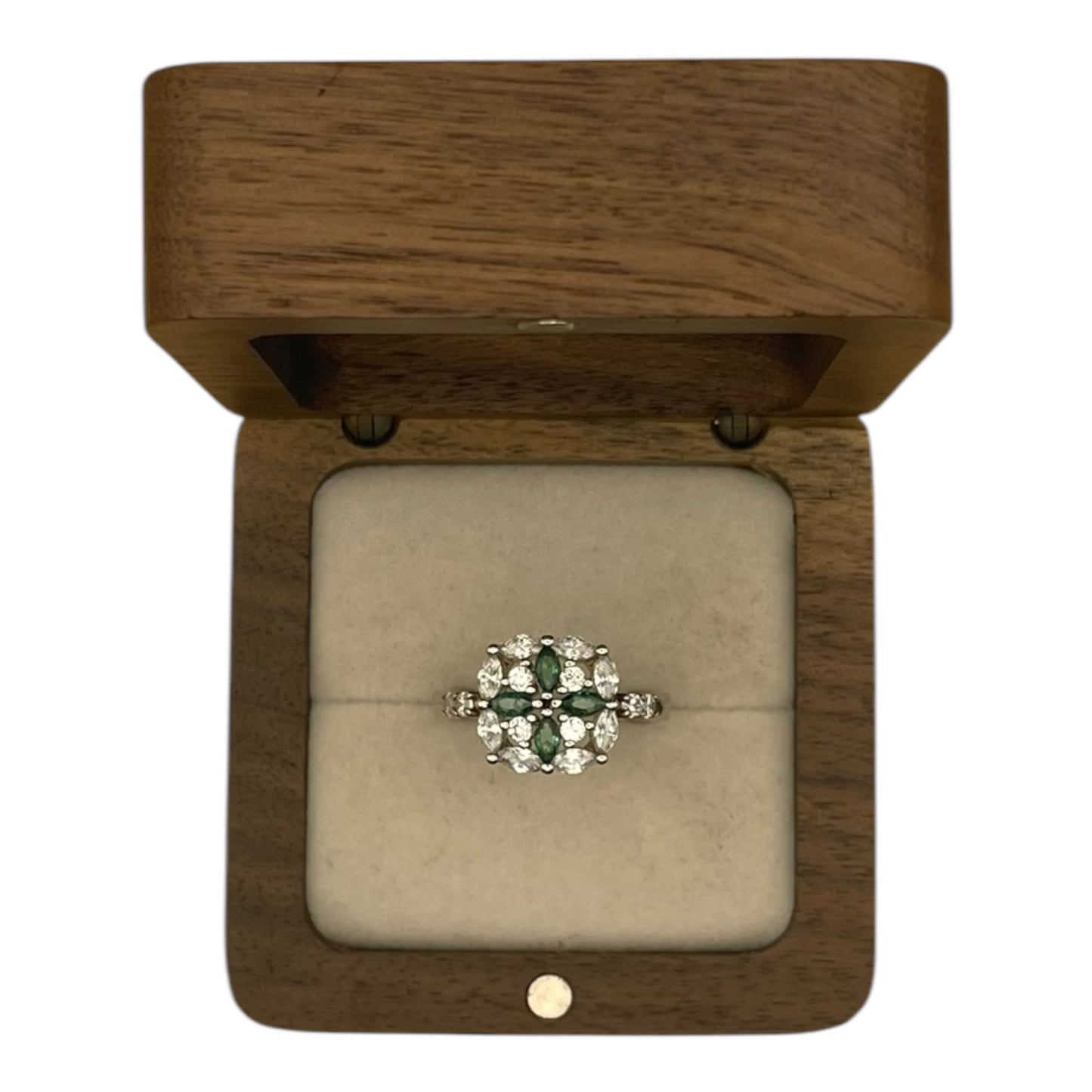 Anillo Esmeralda Moderna