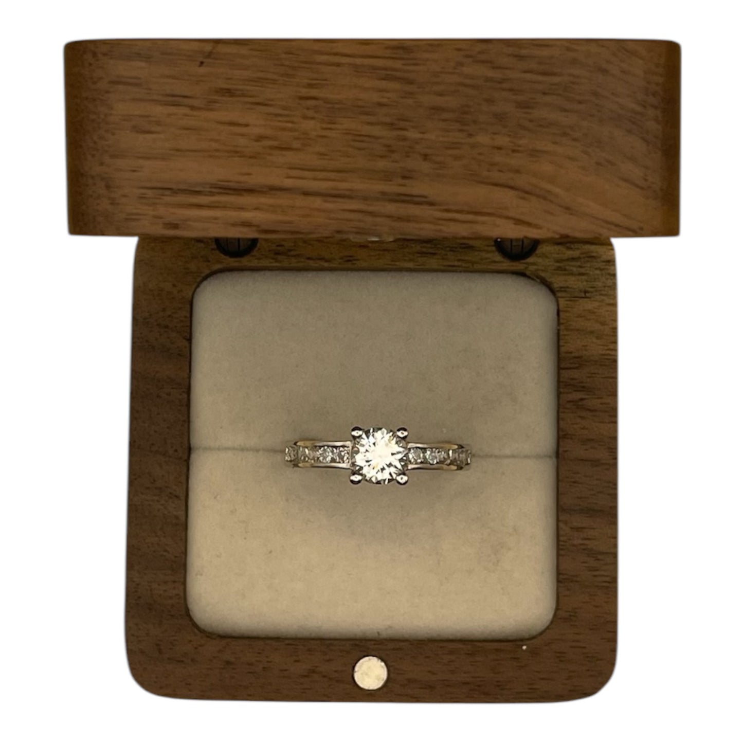 Anillo Elegancia Clásica
