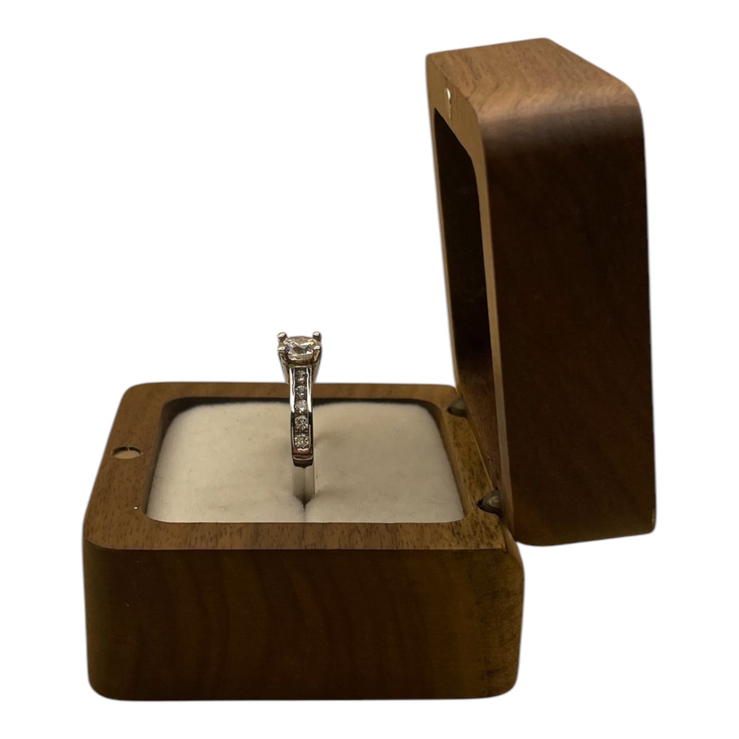 Anillo Elegancia Clásica