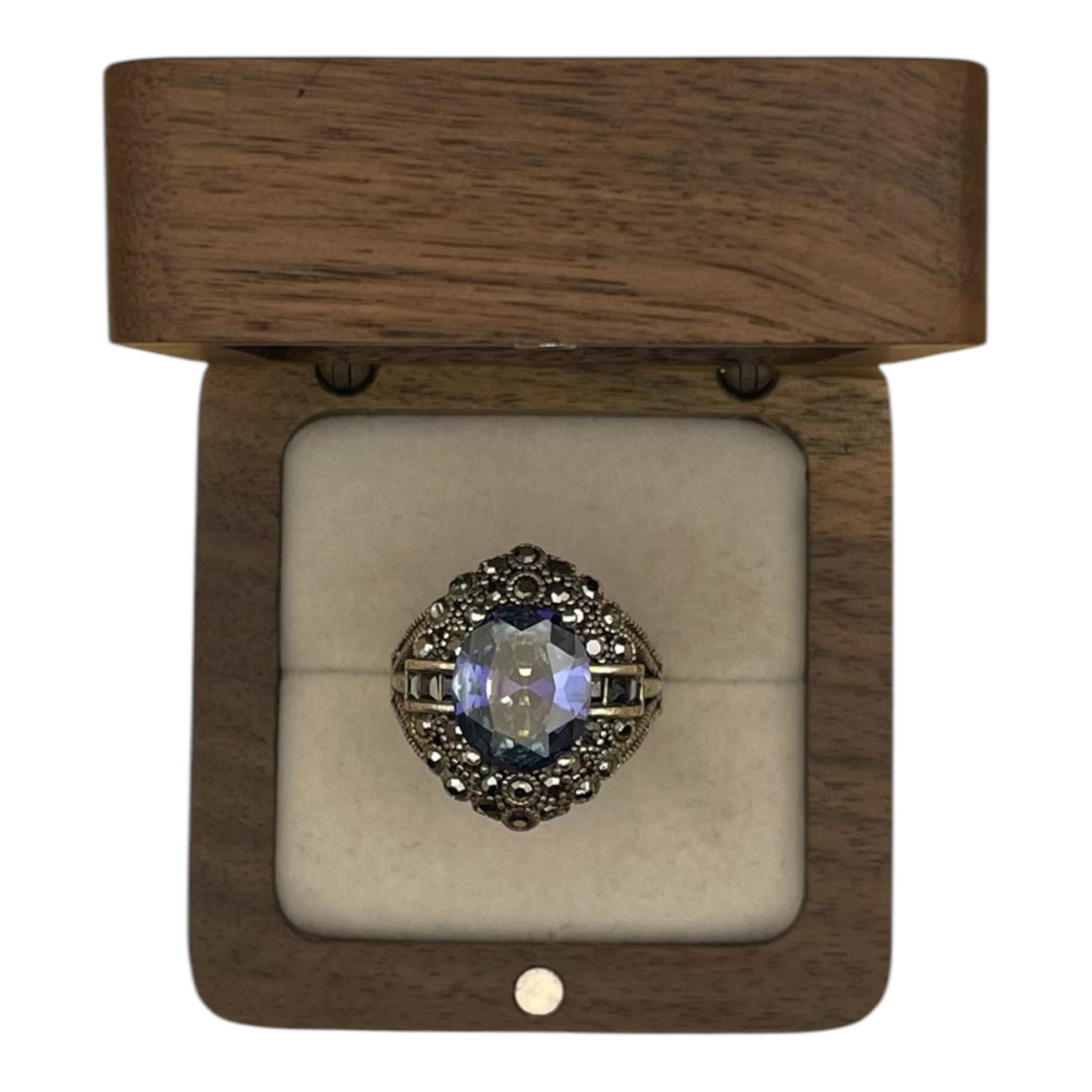 Anillo Victoriana Spinel
