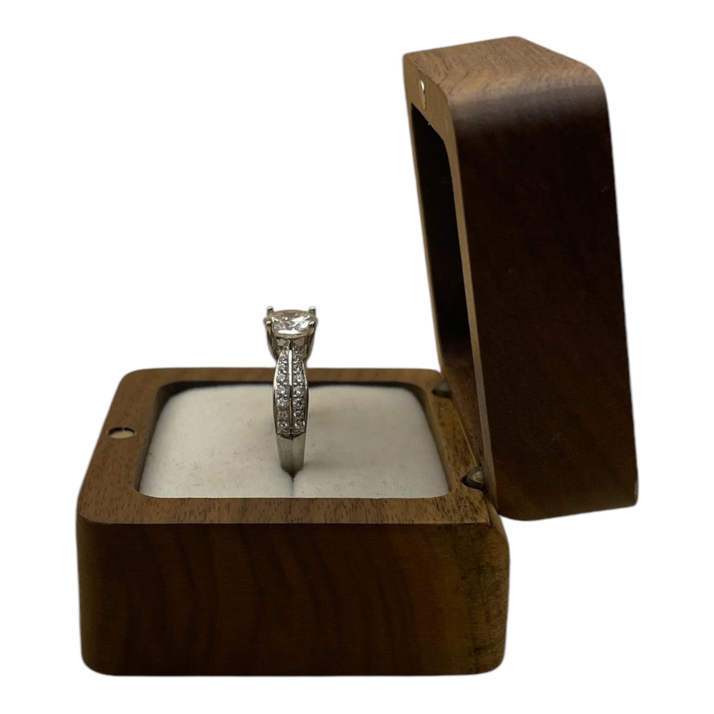 Anillo Elegancia Clásica