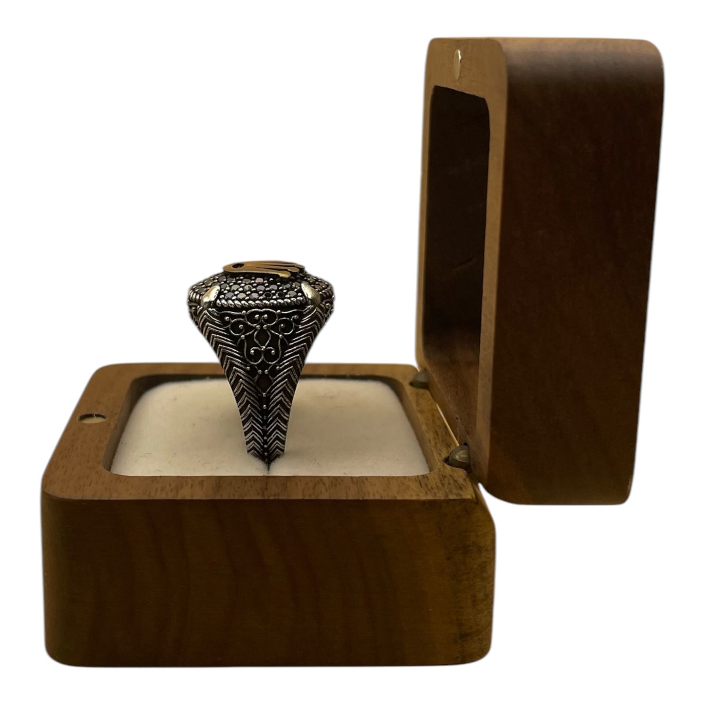 Anillo Diseño Rey para hombres