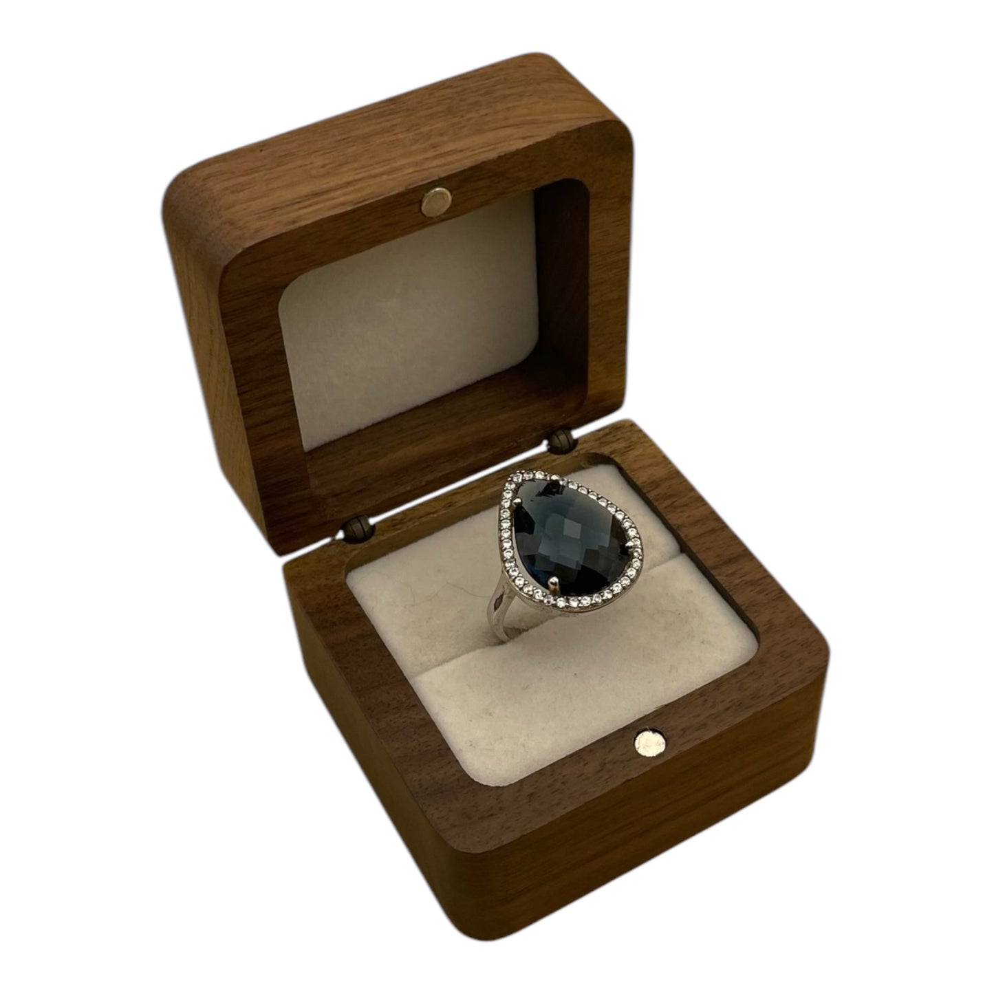 Anillo Clásico Moderno