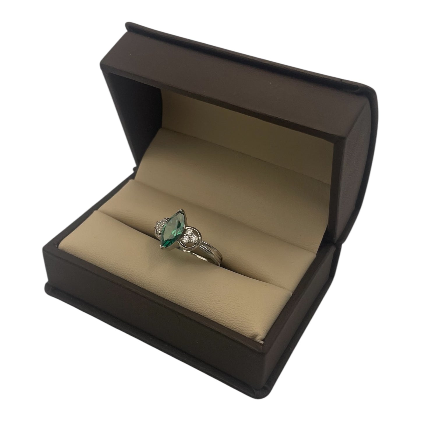 Marquesa Verde — Anillo de la colección “Selva Clara”