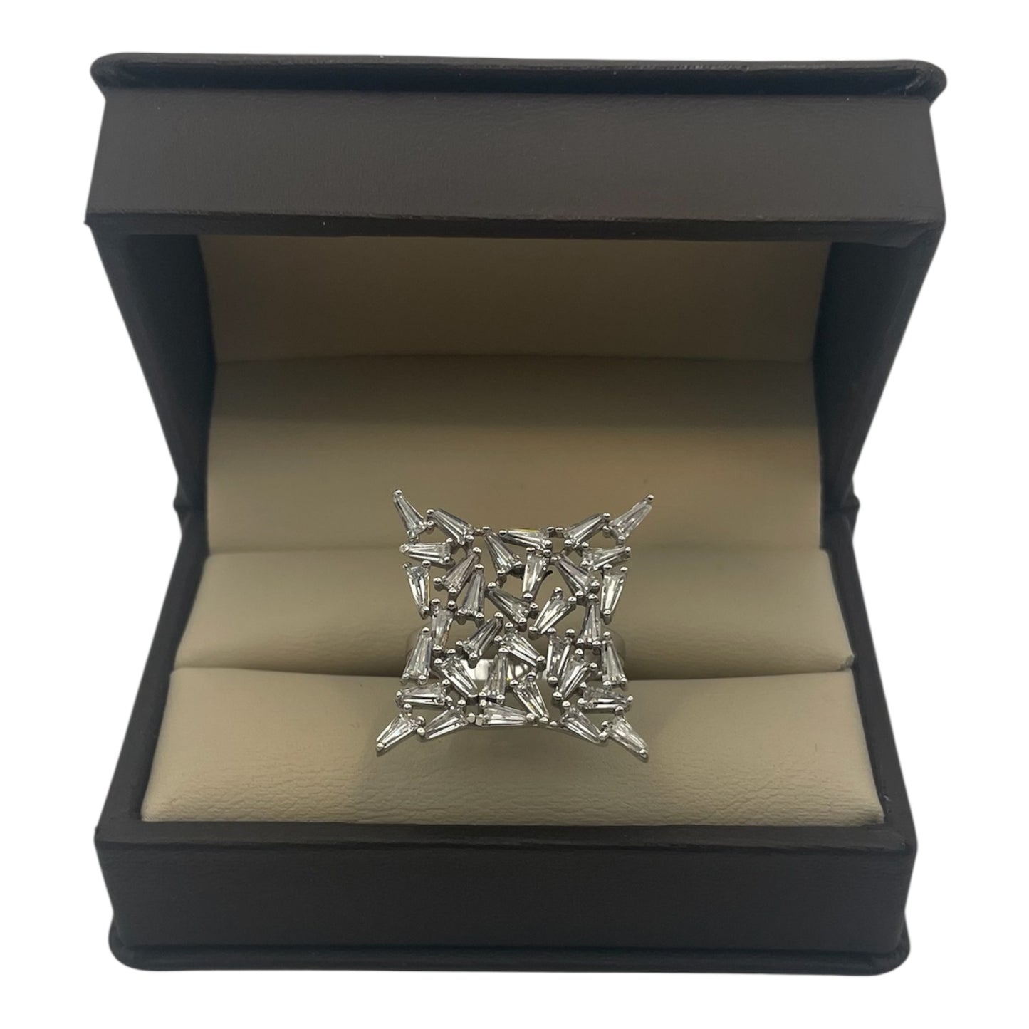 Anillo Tentación Elegancia Moderna