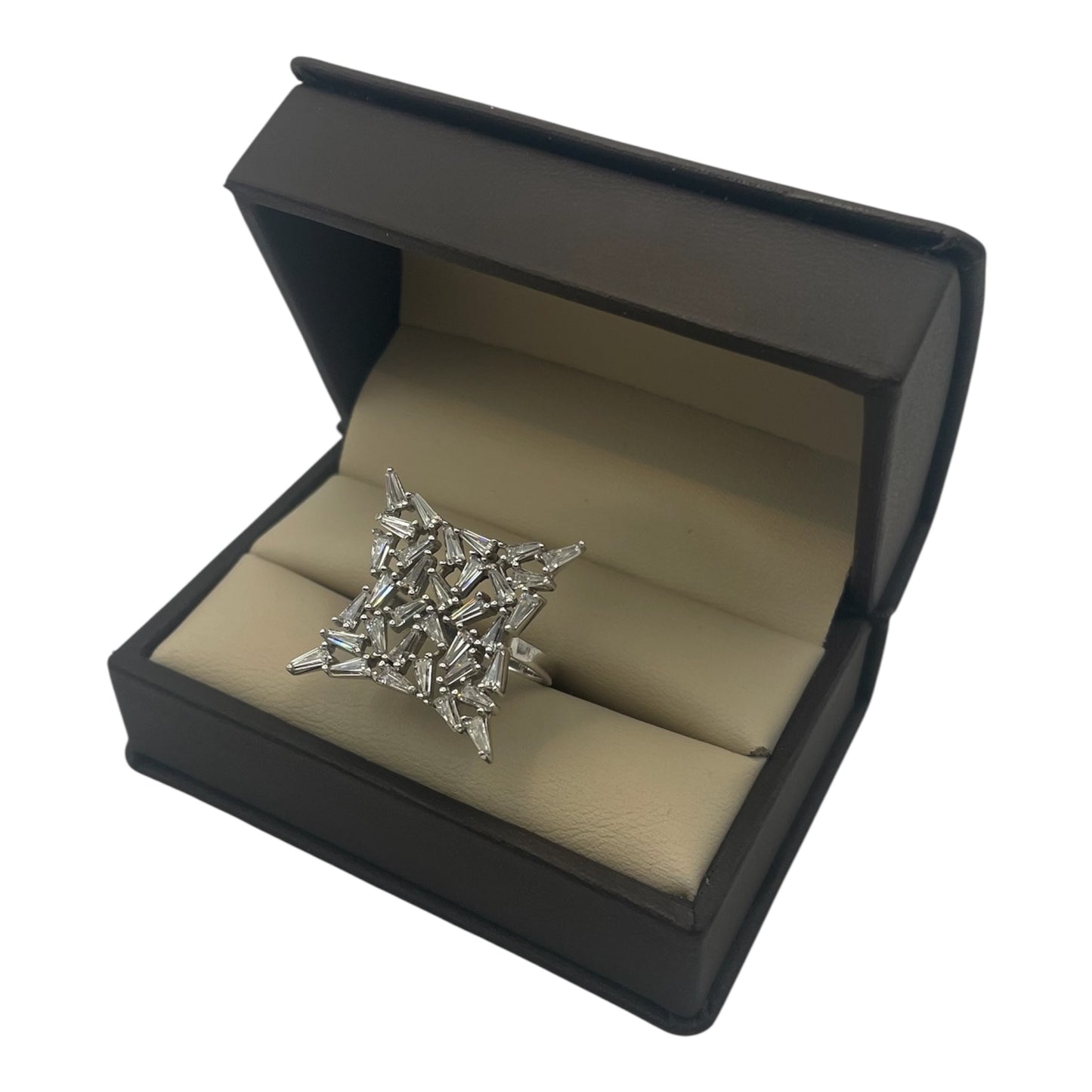 Anillo Tentación Elegancia Moderna