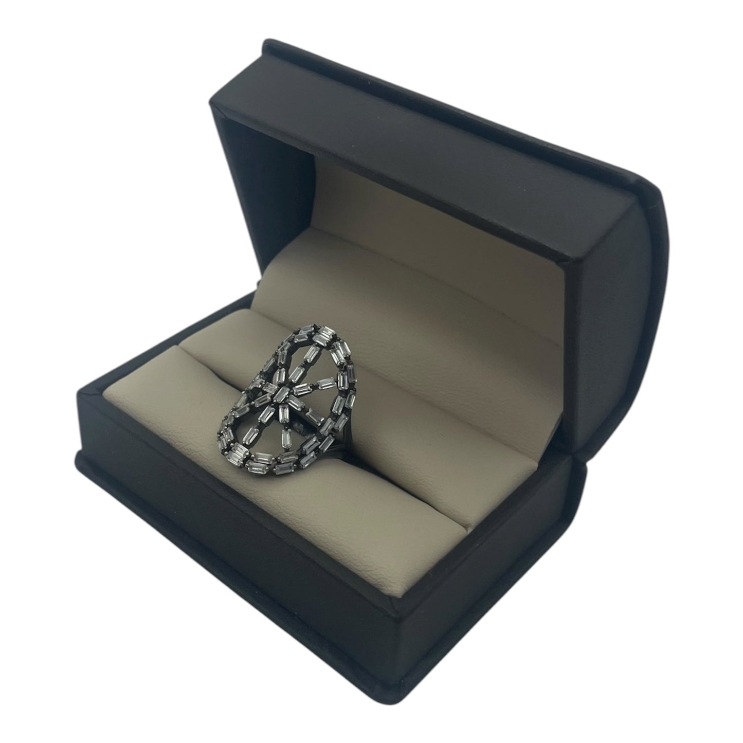 Anillo Geometría del Alma. El equilibrio entre luz y oscuridad.