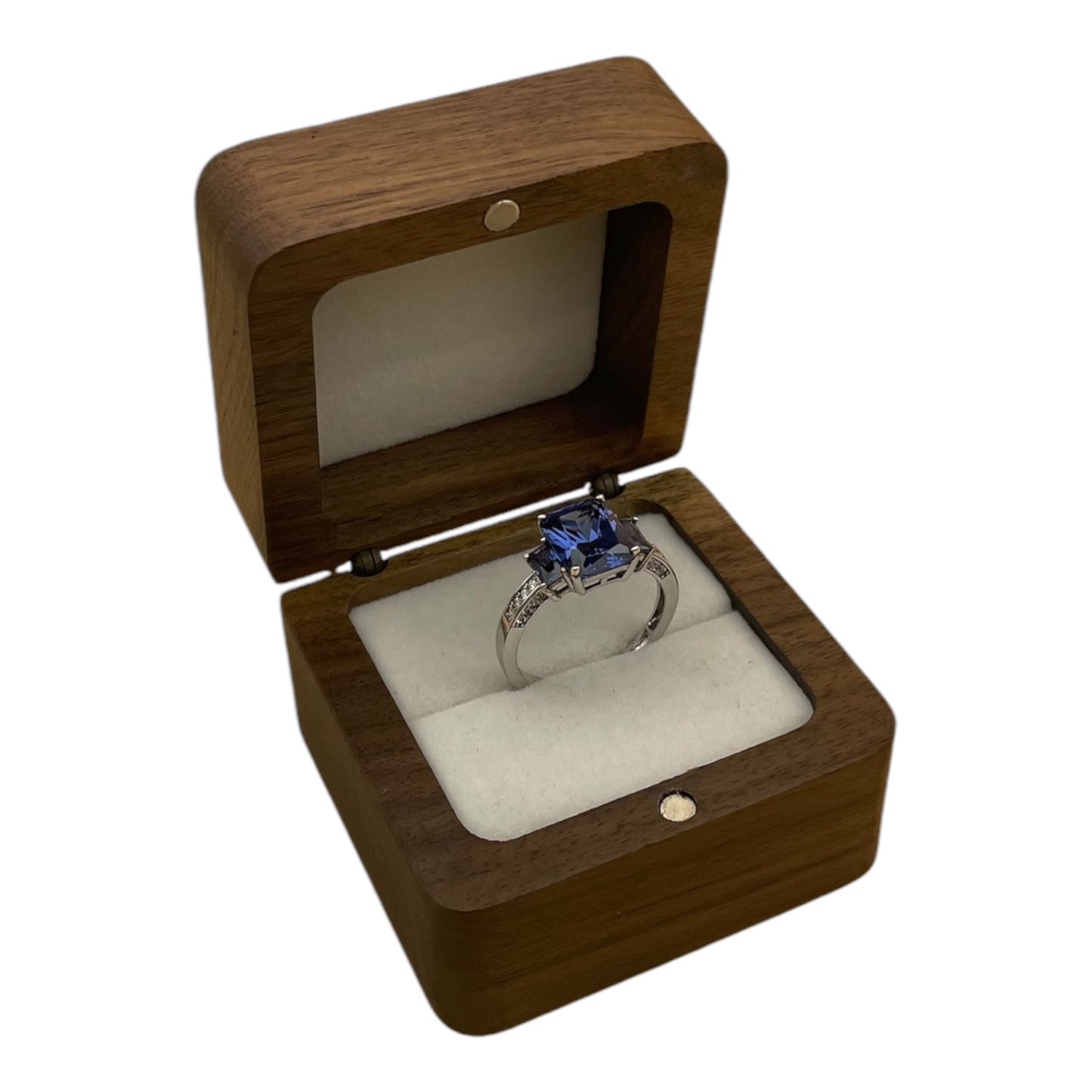 Anillo de Zafiro