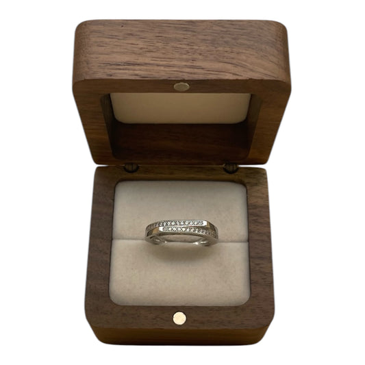 Anillo Elegancia Moderna