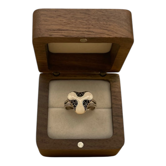 Anillo Elegancia Moderna