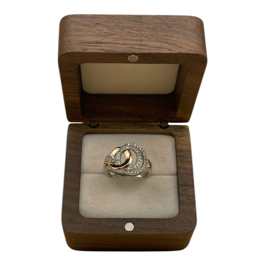 Anillo Elegancia Abstracta