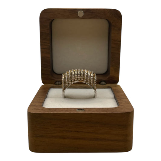 Anillo Extravagancia Moderna