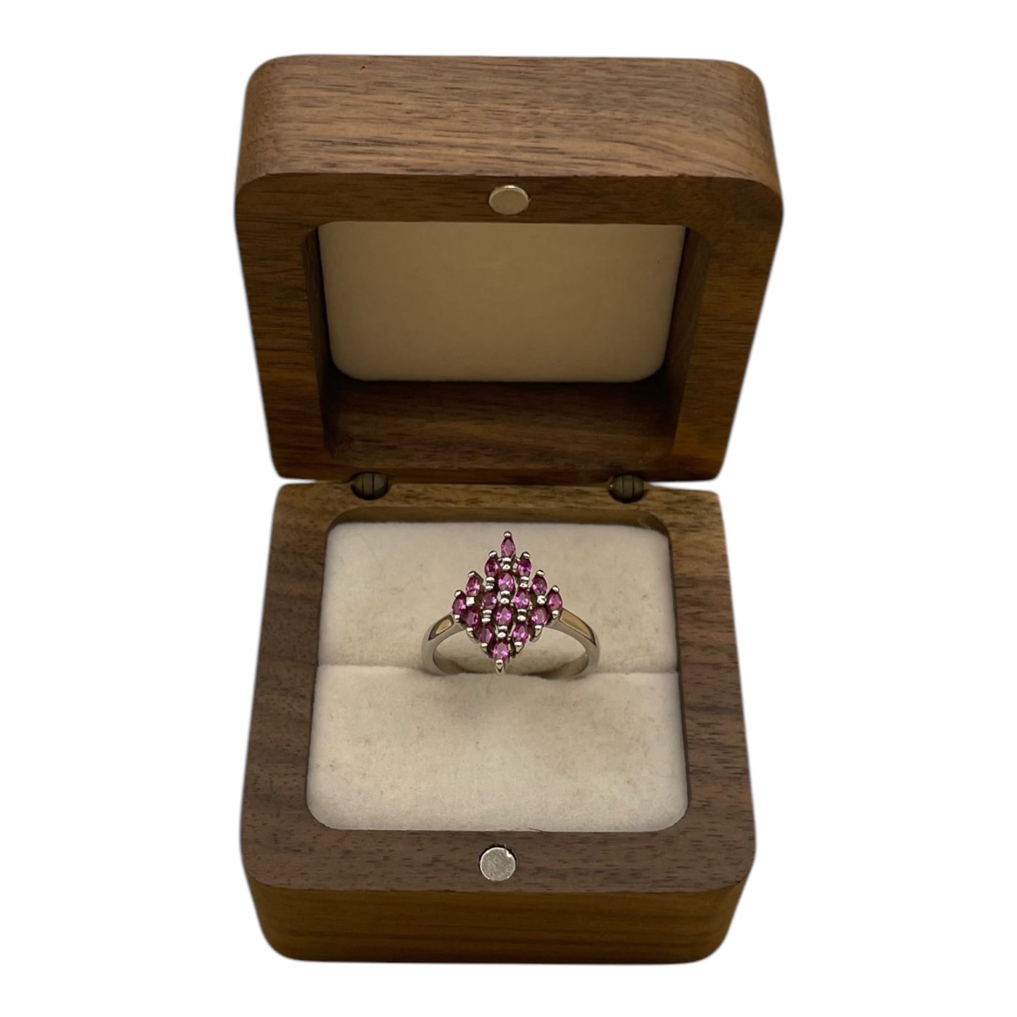 Anillo Elegancia Moderna