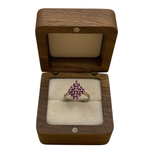 Anillo Elegancia Moderna