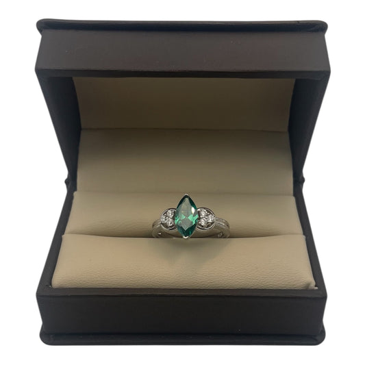 Marquesa Verde — Anillo de la colección “Selva Clara”