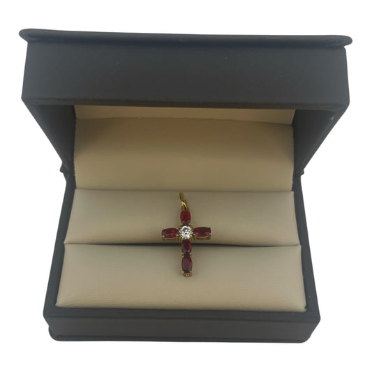 Cruz de Fuego — Cruz con rubíes y diamante